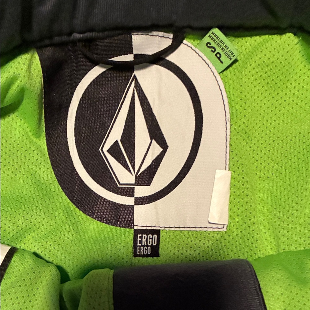 Volcom ski pants - Picture 2 of 3